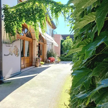 Vakantieboerderij Melo In Fiore Con E Colazioni Nella Zona Del Prosecco Docg Asolo Maser